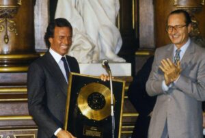 Julio Iglesias