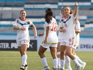 Vinotinto femenina Sub-20
