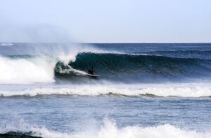 Surf en Mundaka en primavera