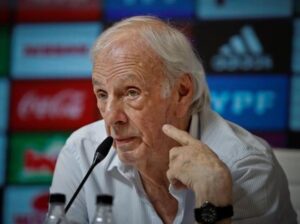 A-los-85-anos-fallecio-Cesar-Luis-Menotti.jpg