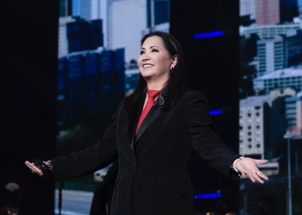 Ana-Gabriel-realizara-una-gira-para-celebrar-sus-50-anos.jpg