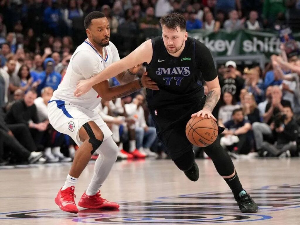Doncic-e-Irving-llevan-a-Mavs-a-semifinales.jpg