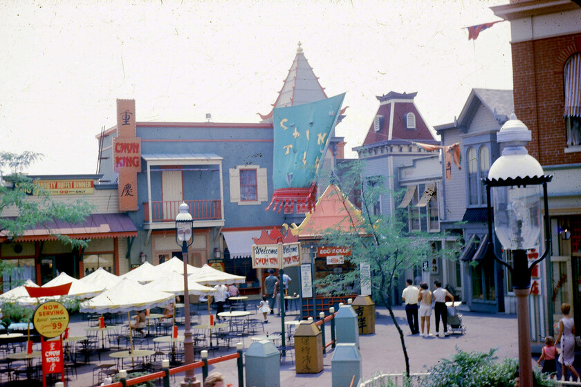 El-parque-mas-grande-que-Disneyland-que-celebraba-la-cultura.jpeg