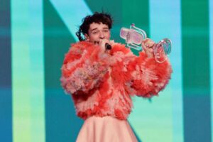 Eurovision-2024-eligio-a-Suiza-como-ganador-y-mejoro-las.jpeg