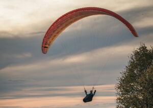 Fue-rescatada-sana-y-salva-parapentista-desaparecida-en-El-Avila.jpg