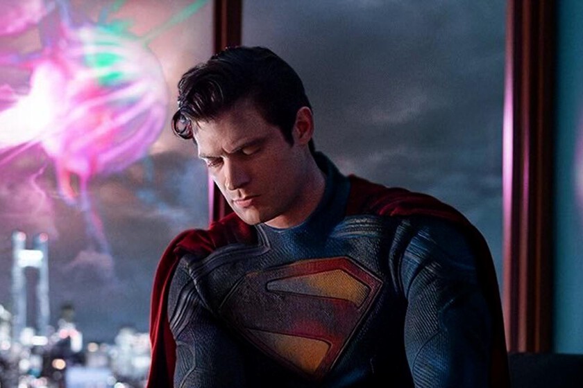 James-Gunn-nos-muestra-a-su-Superman-Primera-imagen-oficial.jpeg
