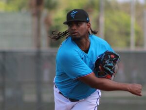 Marlins-inhabilitan-a-Edward-Cabrera.jpg