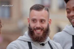MasterChef-12-trajo-de-vuelta-al-legionario-terraplanista-y-sorprendio.jpeg