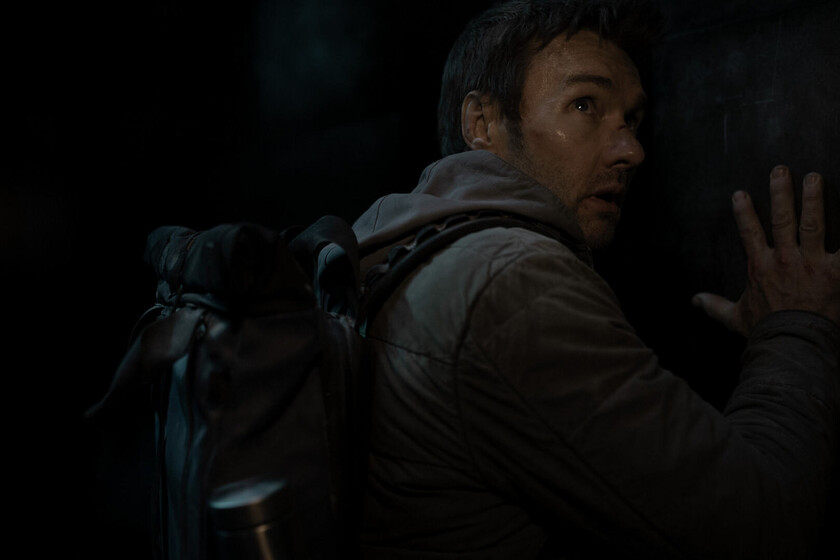 Materia-Oscura-2024-critica-El-thriller-de-ciencia-ficcion.jpeg