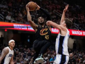 Mitchell-impulsa-de-ronda-a-los-Cavs.jpg