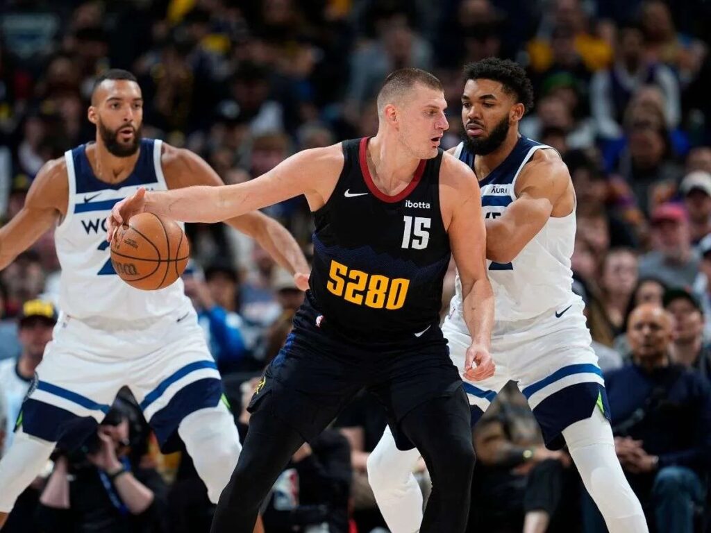Nikola-Jokic-le-da-ventaja-a-Nuggets-en-la-serie.jpg