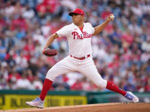 Ranger-Suarez-fortalece-candidatura-al-Cy-Young.jpg