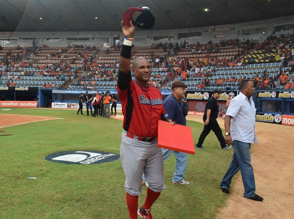 Robert-Perez-regresa-a-Cardenales-de-Lara.png