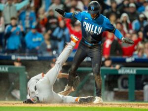 Trea-Turner-estara-fuera-de-accion-por-10-dias.jpg
