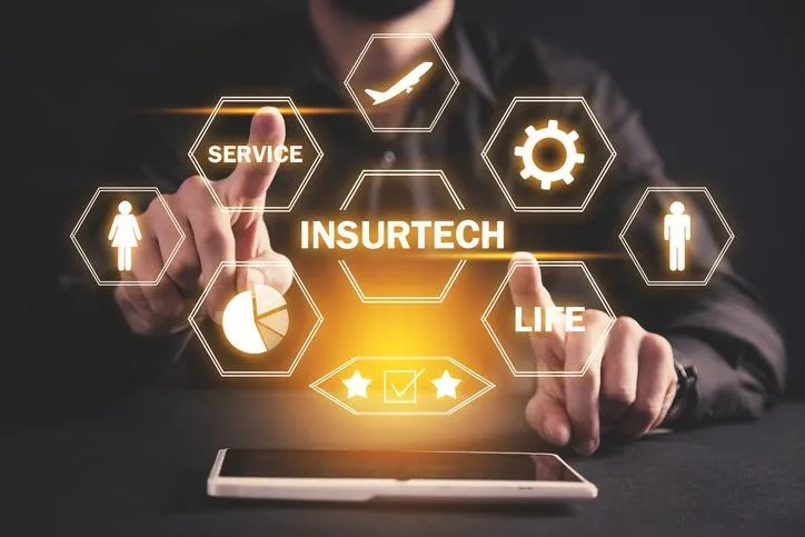 Innovacion-en-seguros-Nuevos-modelos-de-negocio-y-productos-personalizados.png