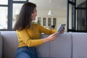 Imagen referencial - Riesgo de privacidad Apps de citas que filtraban la ubicación exacta de los usuarios - Suministrada por ESET Latam y Comstat R