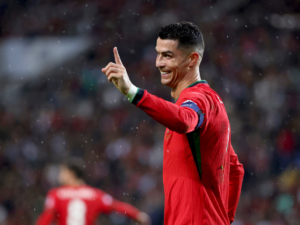 Cristiano-Ronaldo-sigue-sumando-hitos-a-su-carrera.png