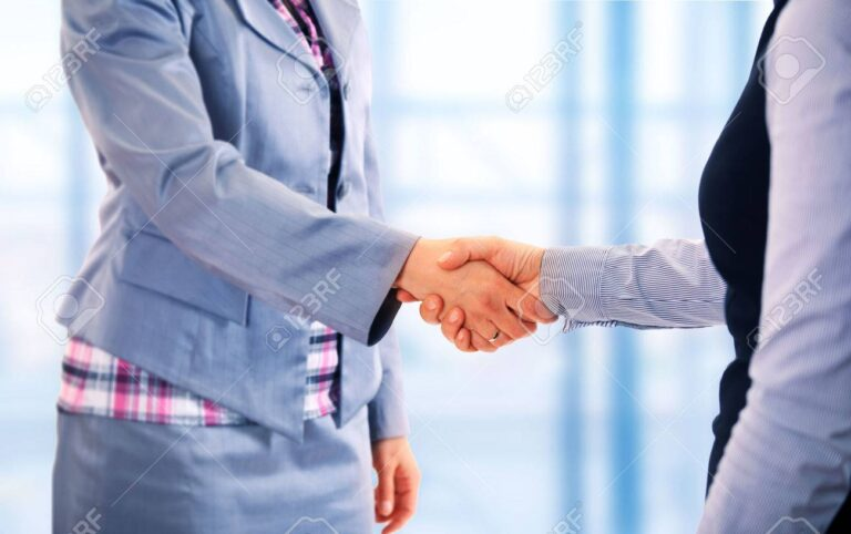 Dominando-el-Arte-de-la-Negociacion-Tecnicas-Efectivas-para-Empresarios.png