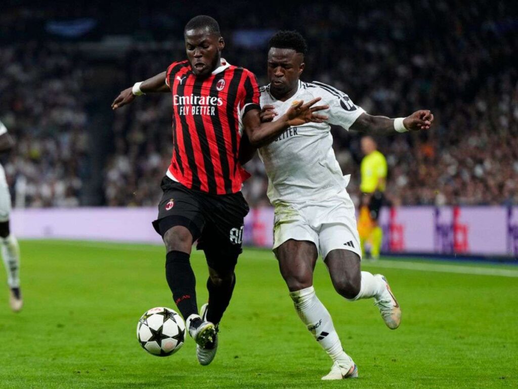 El-Milan-pinto-el-Bernabeu-de-rojo-y-negro.jpg