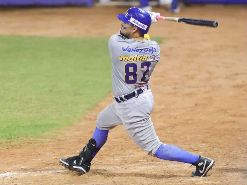 Fonzy-destaco-la-competitividad-que-existe-en-la-LVBP.jpg