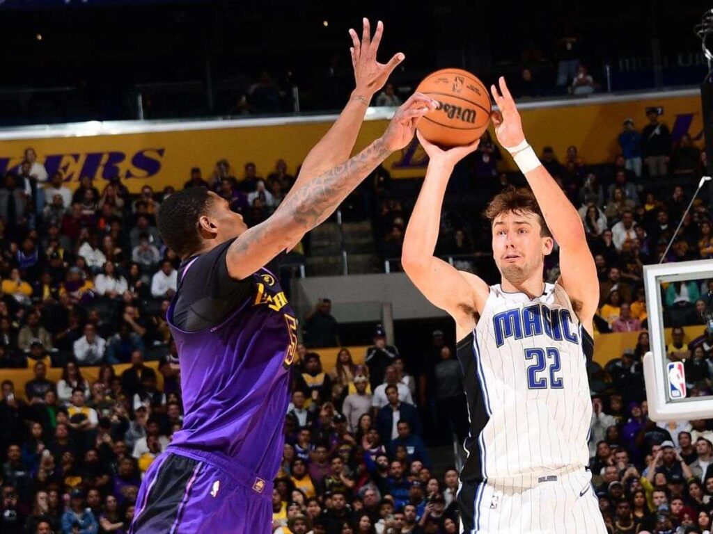Franz-Wagner-se-viste-de-heroe-ante-Lakers.jpg