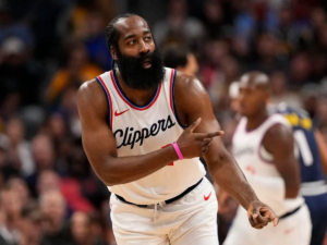 Harden-es-el-vigesimo-con-26-mil-pts-en-la.png
