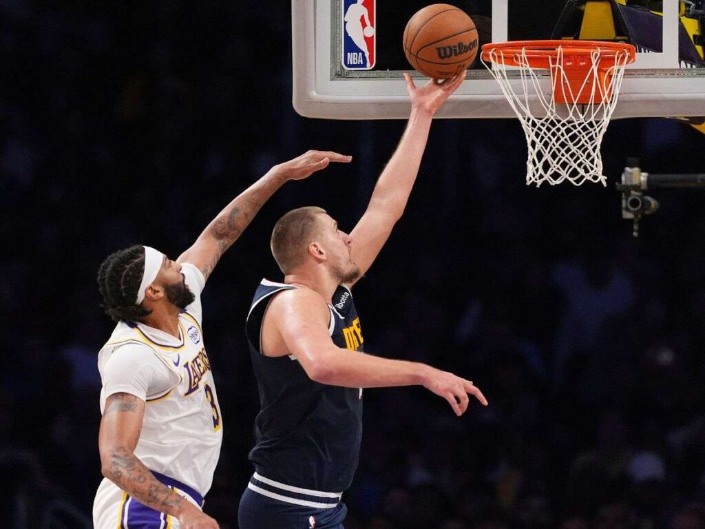 Jokic-y-Nuggets-apagaron-a-los-Lakers.jpg