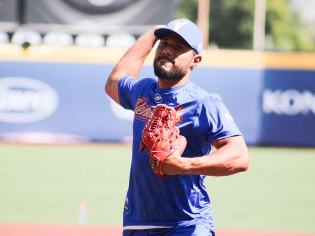 Ricardo-Pinto-abrira-ante-Mexico-en-el-Premier12.jpg