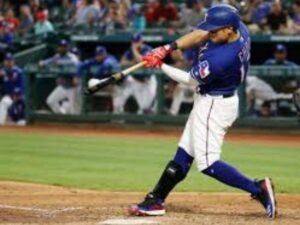 Shin-Soo-Choo-colgo-los-spikes-en-el-beisbol-organizado.jpg