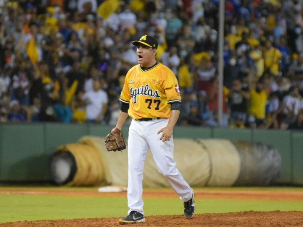 Aguilas-Cibaenas-sumaron-su-cuartro-triunfo-en-fila.jpg