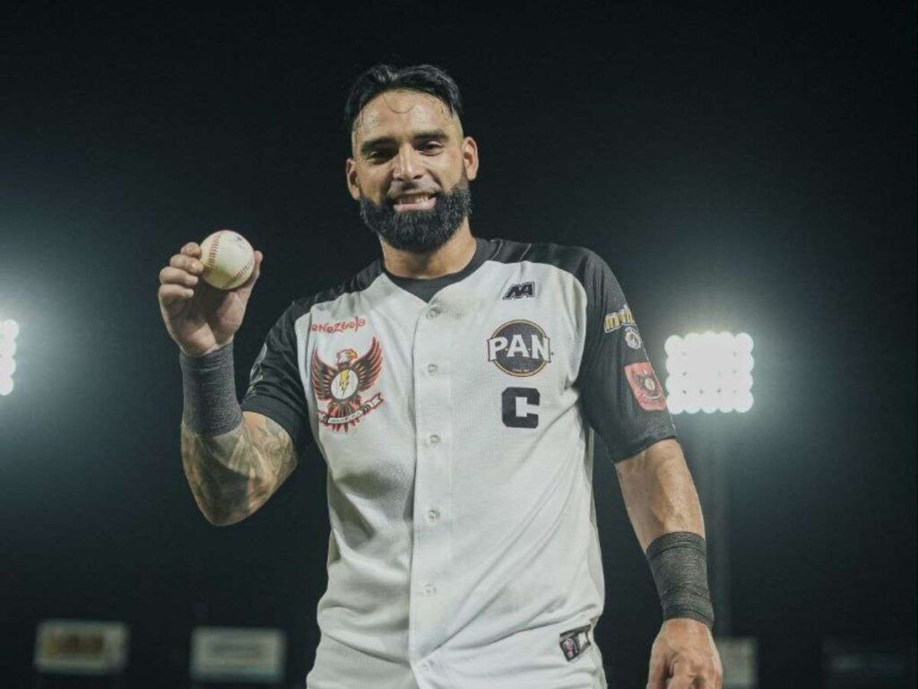 Ali-Castillo-se-unio-al-club-de-los-600-hits.jpg