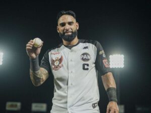 Ali-Castillo-se-unio-al-club-de-los-600-hits.jpg
