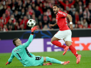 Benfica-golea-y-asalta-el-liderato-de-la-Liga-de.png