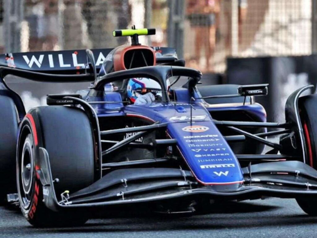 Carlos-Sainz-ya-defiende-los-colores-de-Williams-Racing.jpg