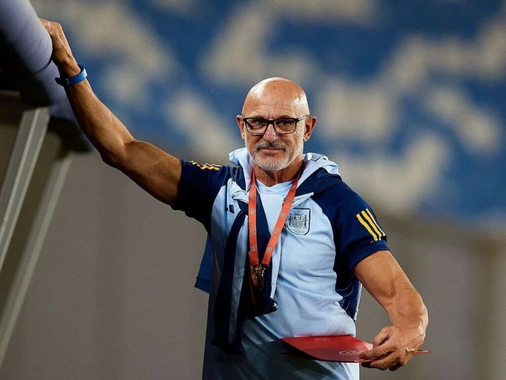 De-la-Fuente-es-nombrado-mejor-DT-por-la-IFFHS.jpg