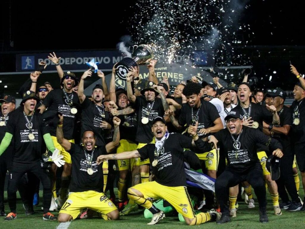 Entre-presagios-y-certidumbres-Lider-en-deportes.jpg