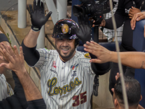 Grandeligas-criollos-se-gozaron-su-paso-en-LVBP.png