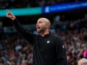 Jordi-Fernandez-lamenta-el-despido-de-Mike-Brown.jpg