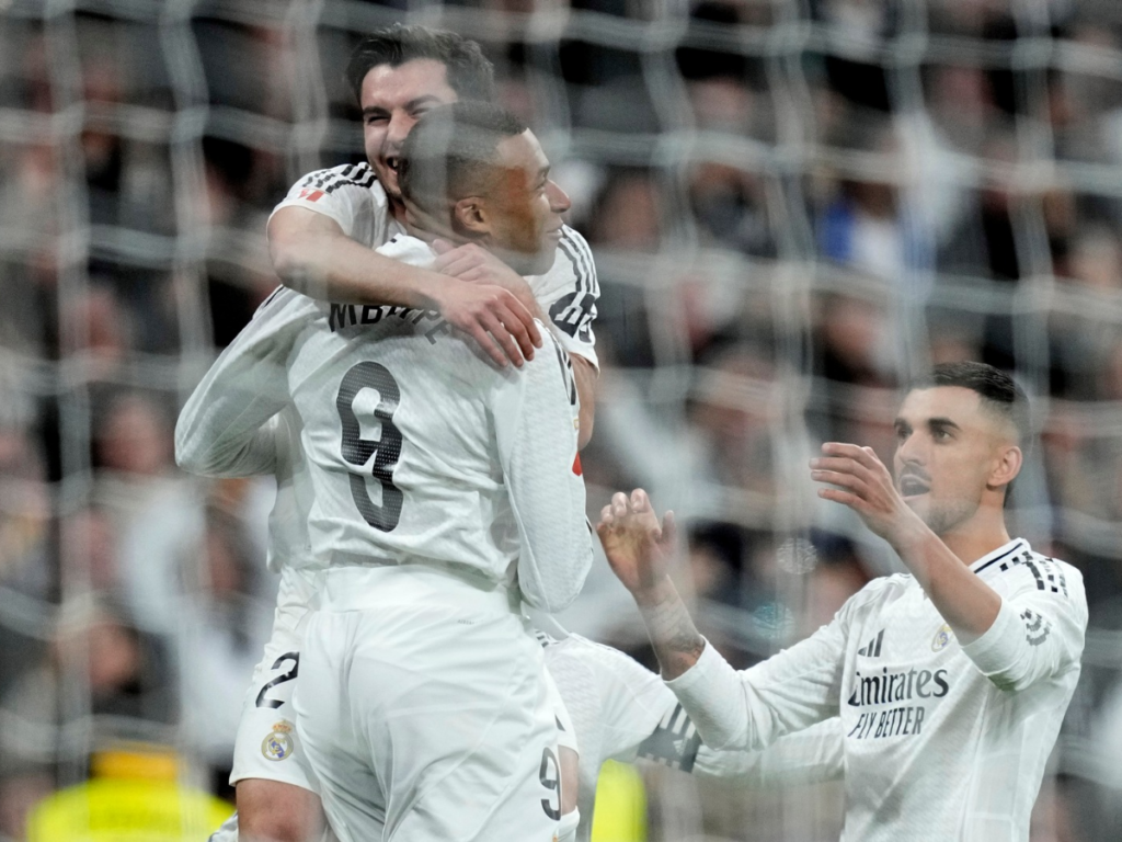 Real-Madrid-iguala-la-cima-del-torneo-tras-goleada-al.png