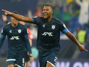 Salomon-Rondon-a-la-Final-de-la-Copa-Intercontinental.jpg