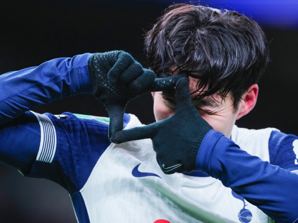 Tottenham-dio-golpe-sobre-la-mesa-ante-el-Manchester-United.png