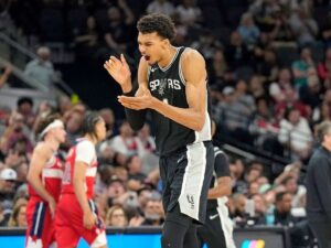 Victor-Wembanyama-a-los-libros-historicos-de-la-NBA.jpg
