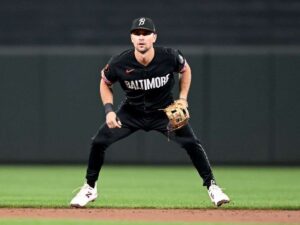 Adam-Frazier-vuelve-a-los-Piratas-de-Pittsburgh.jpg