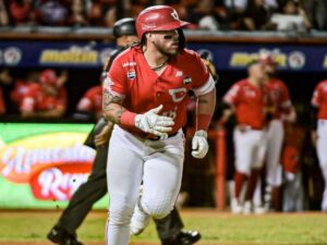 Andres-Chaparro-sera-evaluado-dia-a-dia-por-molestias-en.jpg