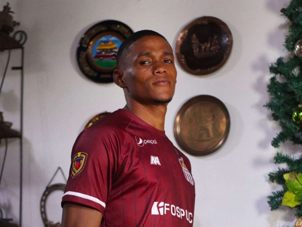 Carabobo-refuerza-el-ataque-con-Joshuan-Berrios.jpg