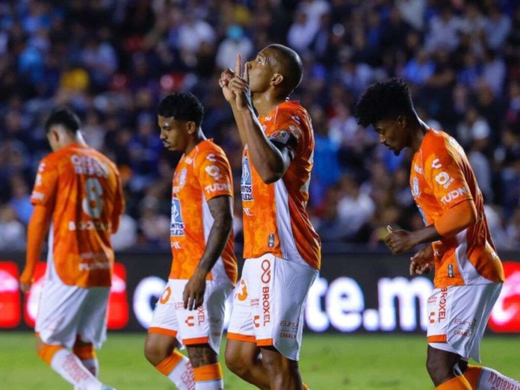 Con-gol-de-Rondon-Pachuca-sigue-con-paso-perfecto-en.jpg