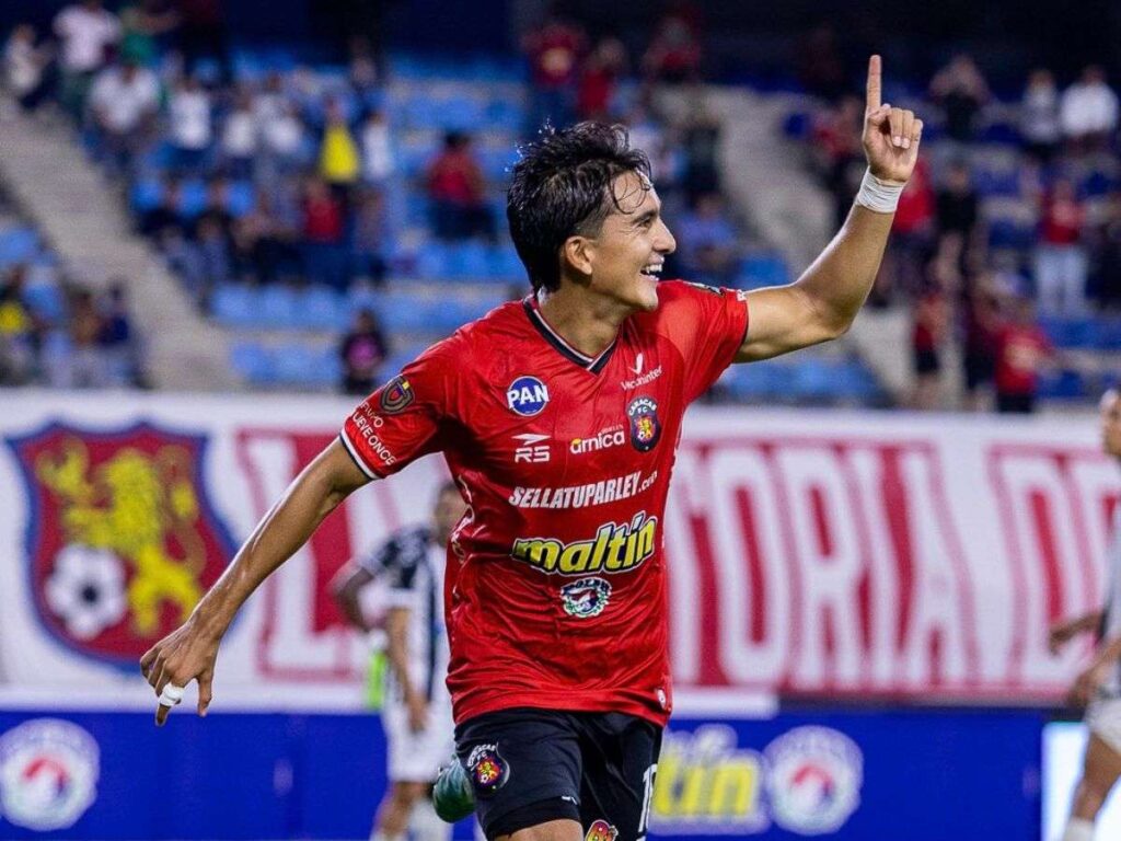 Daniel-Aguilar-va-por-un-2025-de-revancha.jpg