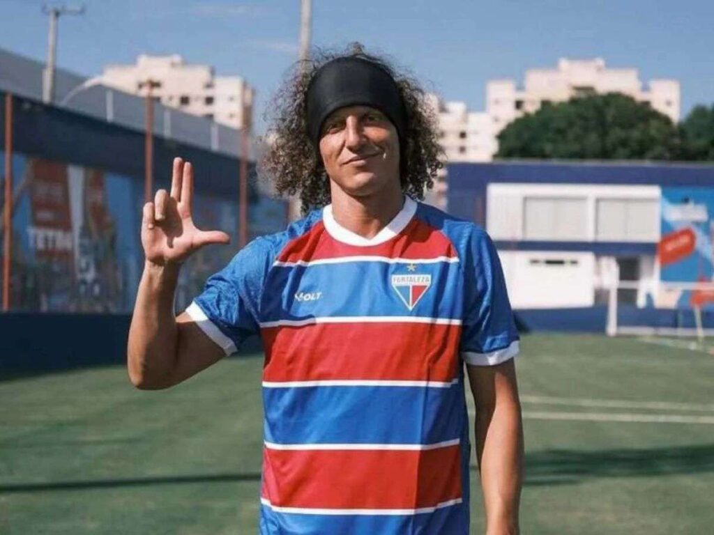 David-Luiz-se-une-al-Club-Fortaleza.jpg