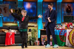 Fernando-Arrabal-llega-como-un-torbellino-a-La-revuelta-y.jpeg
