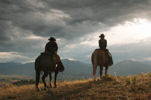 Fue-un-homenaje-a-Clint-Eastwood-La-conexion-de-Yellowstone.jpeg